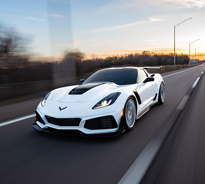 Фото дисков HRE P200 на Chevrolet Corvette C7