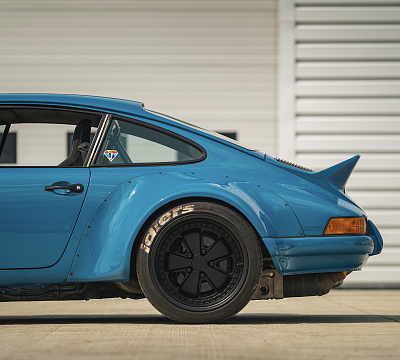 Фото дисков Rotiform FUC на Porsche 911 I