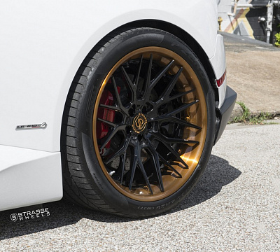 Фото дисков Strasse Wheels SV10M Deep Concave FS на Lamborghini Huracan
