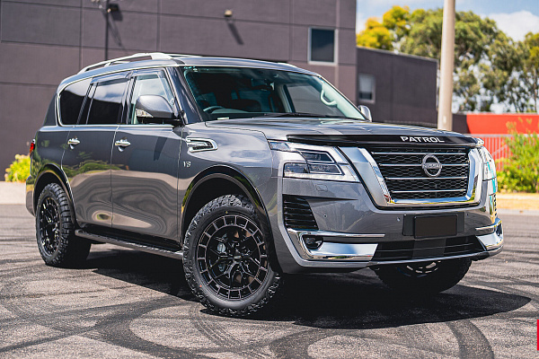 Фото дисков Vossen HFX-1 (6-Lug) Черный глянец на Nissan Patrol VII