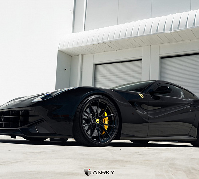 Фото дисков Anrky AN12 на Ferrari F12