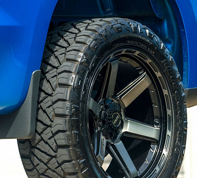 Фото дисков 4PLAY 4P63 на Chevrolet Silverado IV