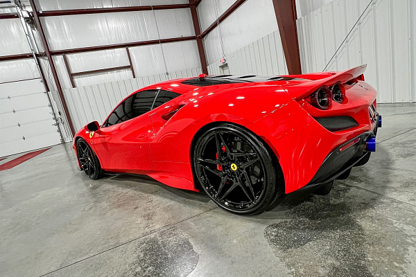 Фото дисков Anrky S1-X3 Черный глянец на Ferrari F8