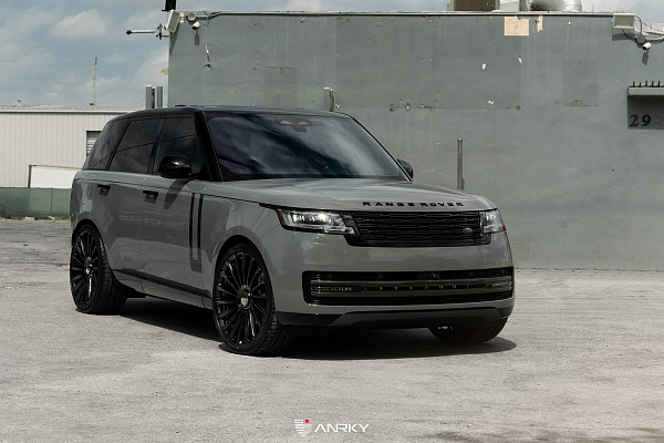 Фото дисков Anrky RF-282 Черный глянец на Range Rover V