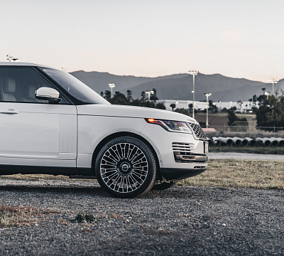 Фото дисков Brixton Forged LX01 на Land Rover Range Rover IV