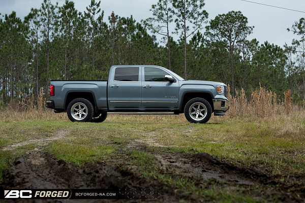 Фото дисков BC Forged LE61 // MLE61 Глянцевый лак на GMC Sierra III