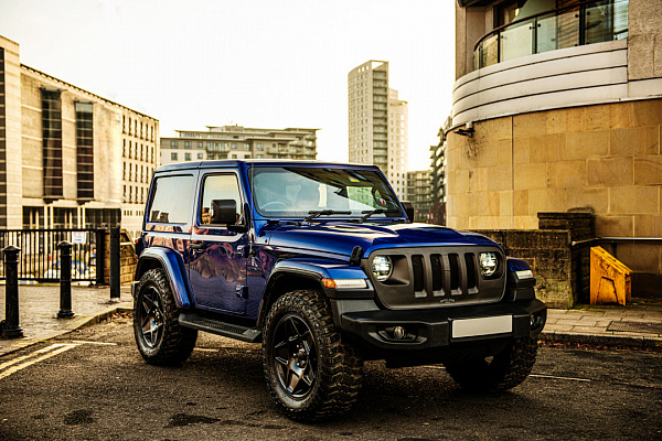 Фото дисков Kahn Mondial Retro Черный сатин на Jeep Wrangler IV (JL)