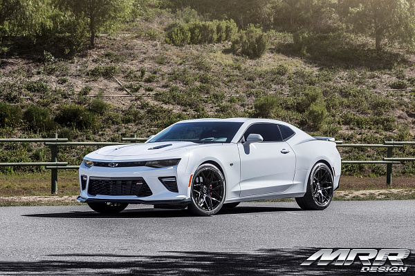 Фото дисков MRR FS01 Черный глянец на Chevrolet Camaro VI