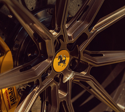 Фото дисков Vossen EVO-2R на Ferrari F12
