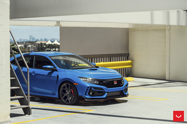 Фото дисков Vossen HF-5 Сатиновый графит на Honda Civic Type R FK8