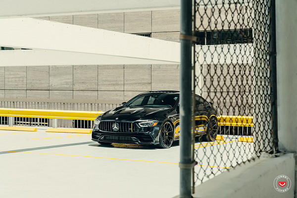 Фото дисков Vossen EVO-2 Черный глянец на Mercedes-Benz AMG GT I