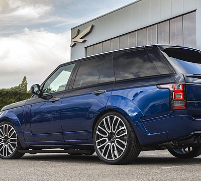 Фото дисков Kahn Pace Car на Range Rover IV
