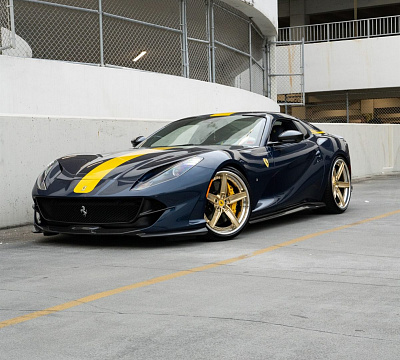 Фото дисков Anrky AN35 на Ferrari 812