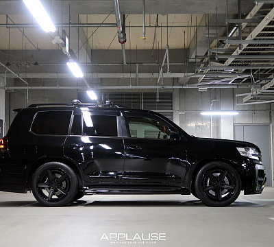 Фото дисков Anrky AN35 на Toyota Land Cruiser 300