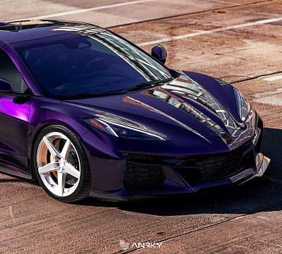 Фото дисков Anrky RS5.2 на Chevrolet Corvette C8