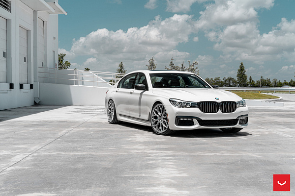 Фото дисков Vossen HF-2 Серебро на BMW 7 (G11/G12)