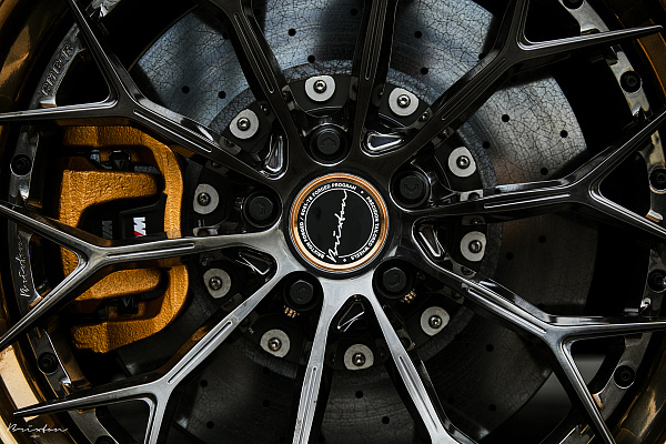 Фото дисков Brixton Forged CM6-R Черный глянец на BMW 5/M5 (G30/F90)