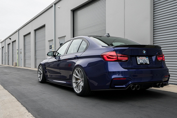 Фото дисков HRE P104SC Глянцевый лак на BMW 3/M3 (F3x/F80)
