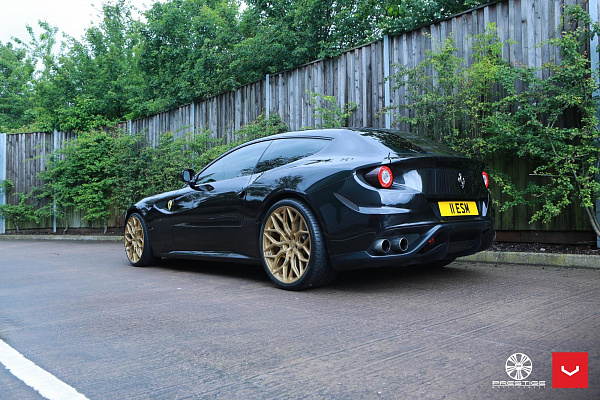 Фото дисков Vossen HF-2 Глянцевое золото на Ferrari GTC4Lusso