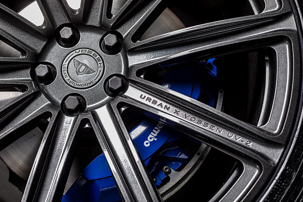 Фото дисков Vossen UV-2 Матовый графит на Range Rover Sport II