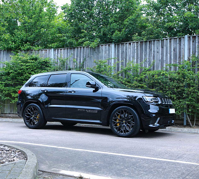 Фото дисков Vossen S17-01 на Jeep Grand Cherokee IV