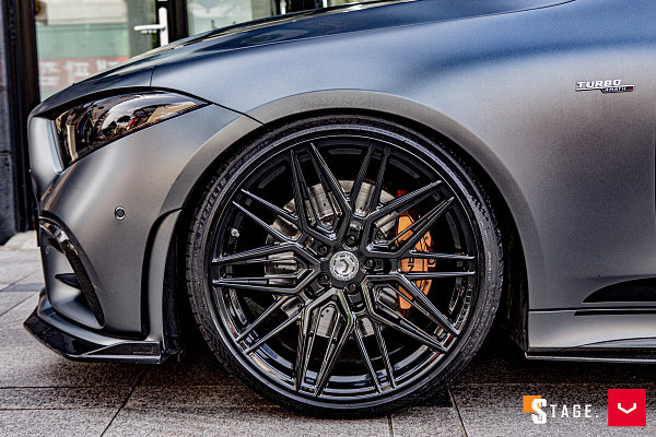 Фото дисков Vossen HF-7 Черный глянец на Mercedes-Benz CLS (C257)