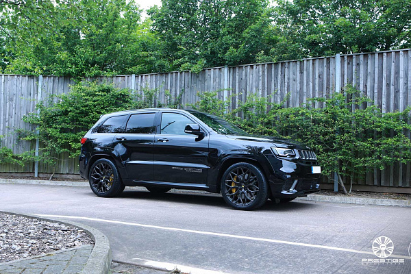 Фото дисков Vossen S17-01 Глянцевый темный лак на Jeep Grand Cherokee IV
