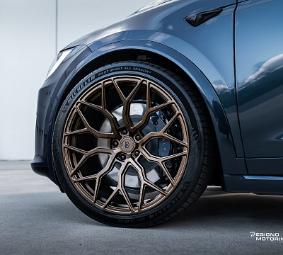 Фото дисков Vossen S17-01 на Tesla Model X