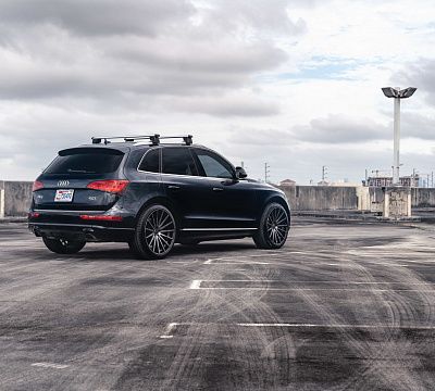 Фото дисков Vossen VFS-2 на Audi Q5 (8R)