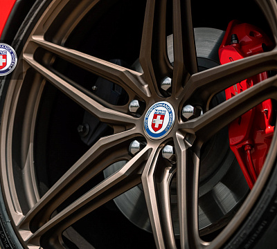 Фото дисков HRE P107SC на Chevrolet Corvette C8