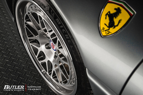 Фото дисков HRE 300 Глянцевый лак на Ferrari F355