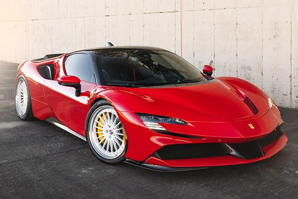 Фото дисков HRE 309 Белый глянец на Ferrari SF90
