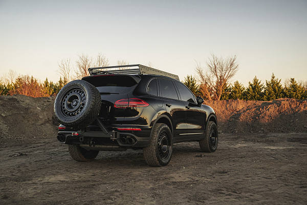 Фото дисков Rotiform STL Черный глянец на Porsche Cayenne II
