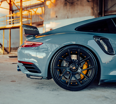 Фото дисков Strasse Wheels SM5RT Deep Concave Duoblock на Porsche 911 VII