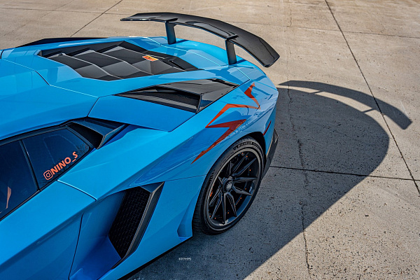 Фото дисков Strasse Wheels SV5-RS Performance Другой цвет на Lamborghini Aventador