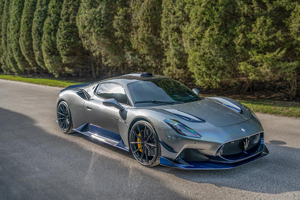 Maserati MC20