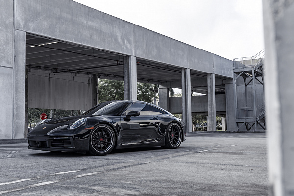 Porsche 992 Carrera