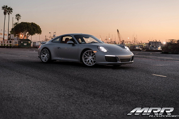 Фото дисков MRR FS01 Сатиновый лак на Porsche 911 VII