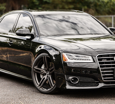 Фото дисков Vossen HF-1 на Audi A/S 8 (D4)