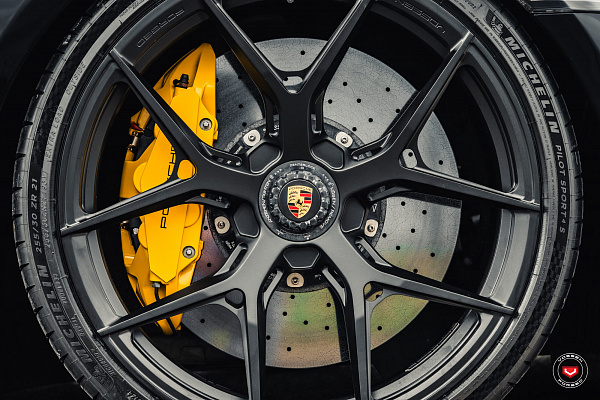 Фото дисков Vossen S21-01 Черный сатин на Porsche 911 VIII