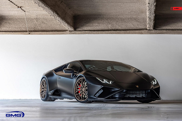 Фото дисков Anrky S1-X1 Сатиновая бронза на Lamborghini Huracan