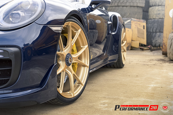 Фото дисков Vossen RS74 Глянцевое золото на Porsche 911 VII