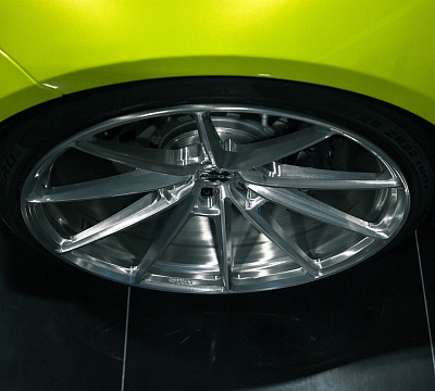 Фото дисков Anrky AN18 на Aston Martin Vantage 4