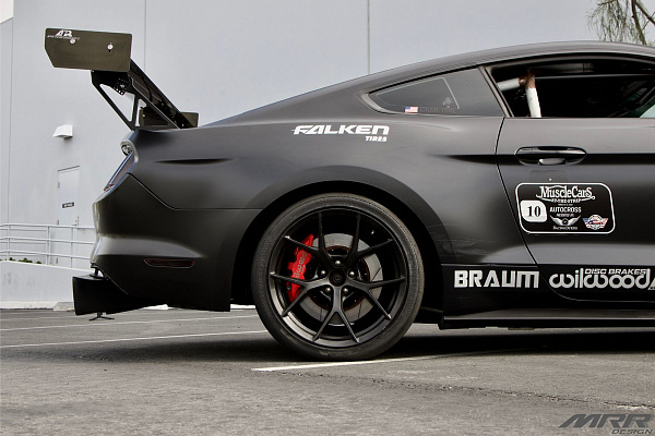 Фото дисков MRR FS06 Черный сатин на Ford Mustang VI