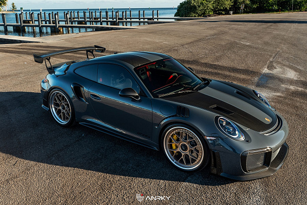 Фото дисков Anrky JDX-314 Сатиновое золото на Porsche 911 VII