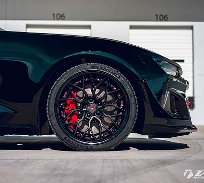 Фото дисков Vossen S17-01 (3-Piece) на Chevrolet Camaro VI