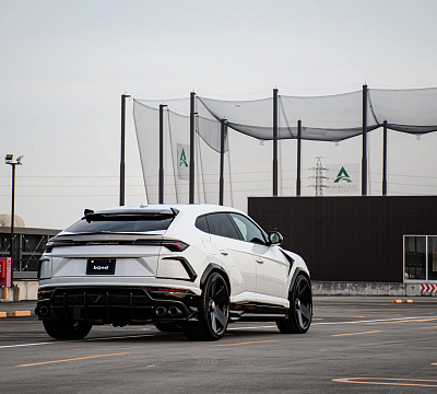 Фото дисков HRE L105M на Lamborghini Urus