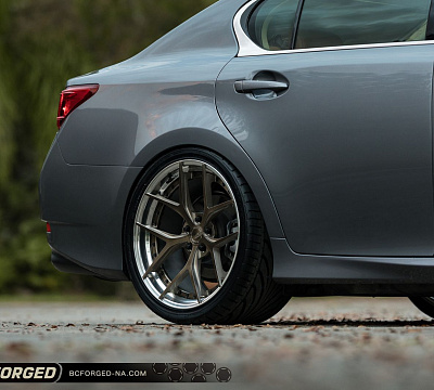 Фото дисков BC Forged HCS21 на Lexus GS IV