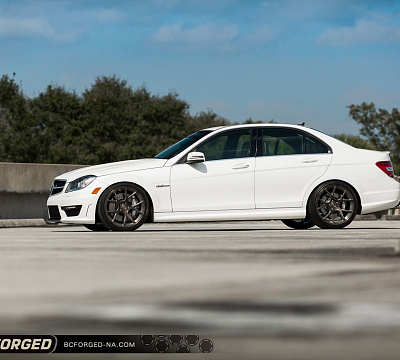 Фото дисков BC Forged RZ05 на Mercedes-Benz C-Class (W204)