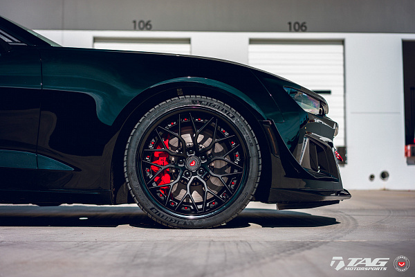 Фото дисков Vossen S17-01 (3-Piece) Черный сатин на Chevrolet Camaro VI